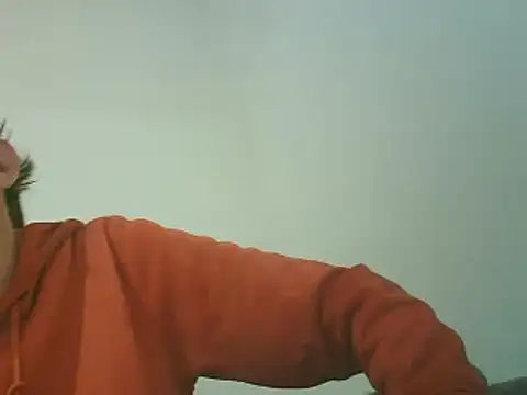 Snapshot of PocoLoco420 chatting on June 8, 8:31 pm PocoLoco420 online show from June 8, 8:31 pm