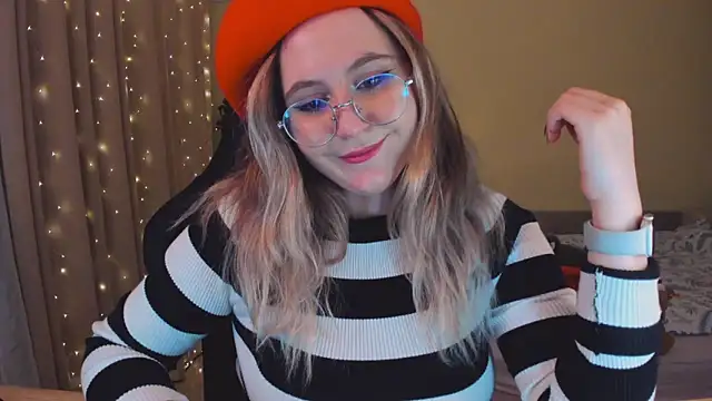 Diana Flower online show from December 28, 2:21 pm