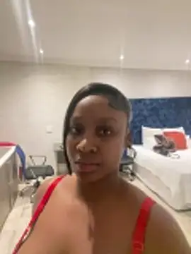 Candy Love 18 online show from April 7, 9:15 pm