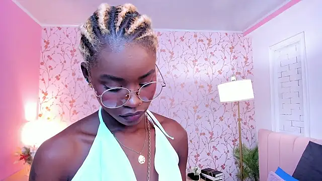 amber-hill online show from January 9, 7:04 pm