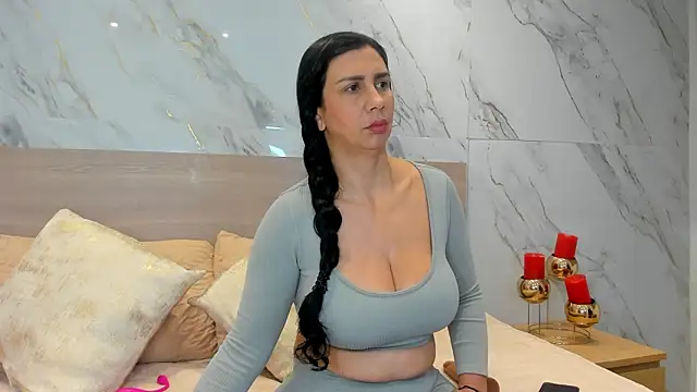 jhasly am online show from June 8, 12:05 pm