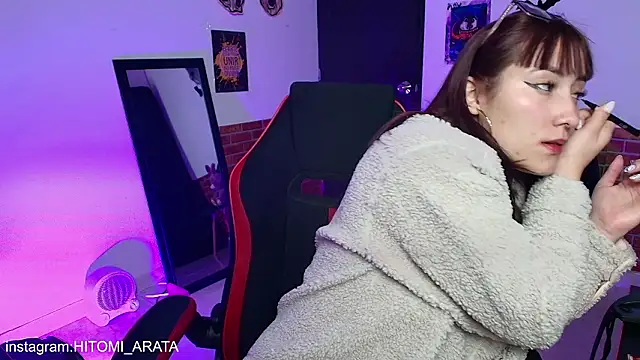 hitomi arata online show from January 19, 3:54 am