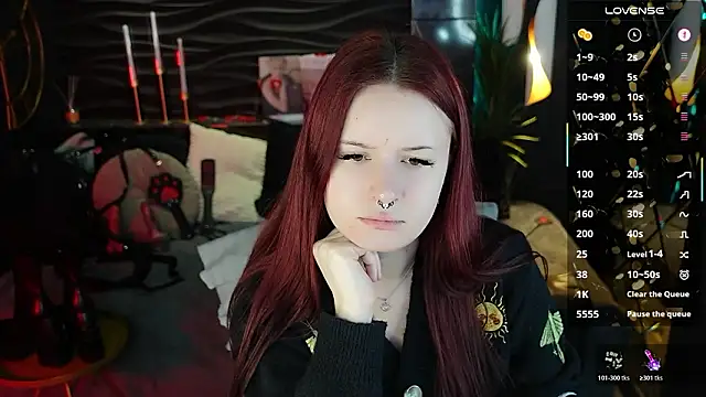 Lily Moonlight online show from March 24, 7:13 am