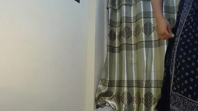 queen angelina online show from July 8, 2:43 pm