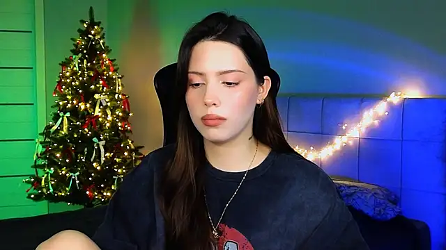 Stacy Gonzales  online show from January 7, 9:18 am