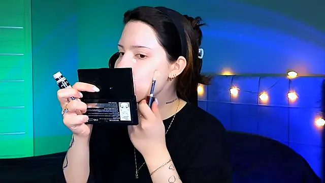 Stacy Gonzales  online show from February 13, 6:41 am