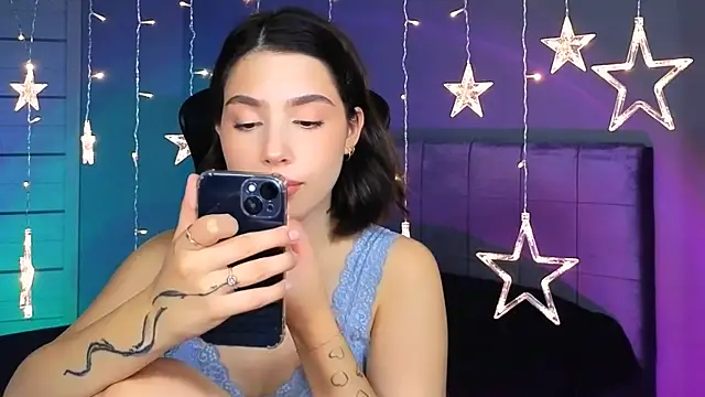 Stacy Gonzales  online show from September 26, 11:58 am