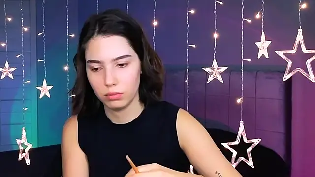 Stacy Gonzales  online show from October 5, 6:23 am