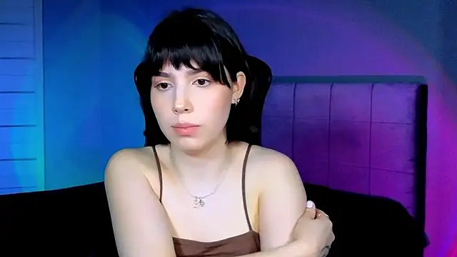 Stacy Gonzales  online show from February 3, 11:15 am