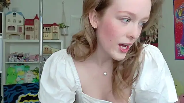 Snapshot of Daisy_Dollxo chatting on April 22, 7:04 pm Daisy Dollxo online show from April 22, 7:04 pm