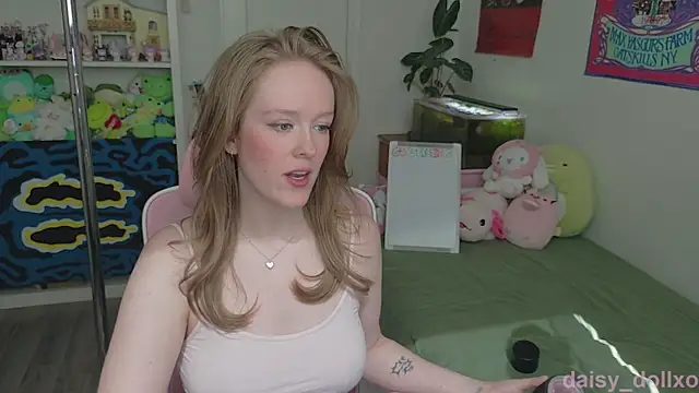 Snapshot of Daisy_Dollxo chatting on April 27, 7:34 pm Daisy Dollxo online show from April 27, 7:34 pm