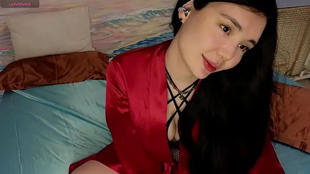 Snapshot of clementinena chatting on July 7, 7:45 am clementinena online show from July 7, 7:45 am