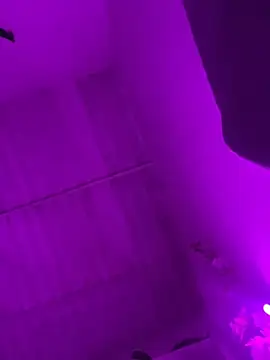 alisson carolina73 online show from April 26, 1:36 am