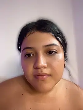 alisson carolina73 online show from May 10, 8:58 pm
