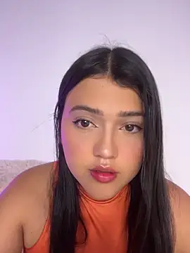alisson carolina73 online show from May 16, 3:36 am