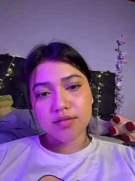 alisson carolina73 online show from June 8, 1:28 am