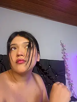 alisson carolina73 online show from July 19, 9:29 pm