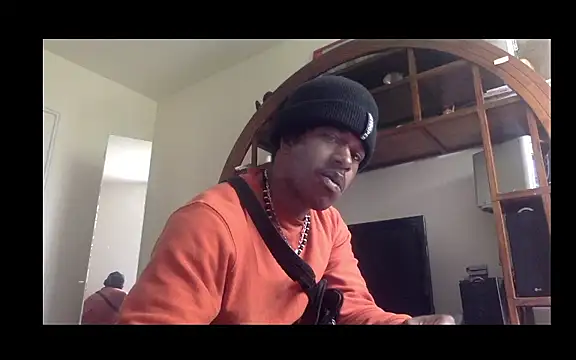 POPAYE972 online show from April 12, 12:32 pm