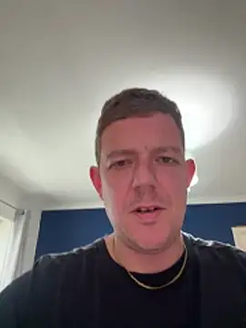 Snapshot of mrwright878787 chatting on February 10, 3:27 pm mrwright878787 online show from February 10, 3:27 pm