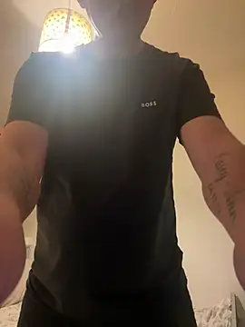 Snapshot of mrwright878787 chatting on February 21, 4:57 am mrwright878787 online show from February 21, 4:57 am