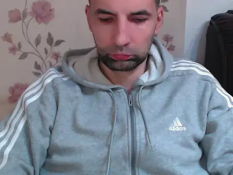 Leo 1617 online show from February 27, 9:59 pm