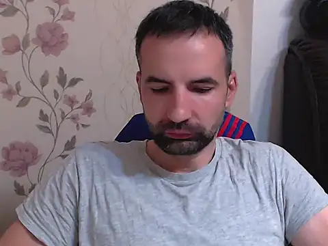 Leo 1617 online show from June 13, 8:29 pm