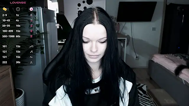 Snapshot of illililliilli chatting on January 12, 7:42 pm illililliilli online show from January 12, 7:42 pm