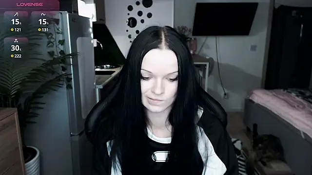 Snapshot of illililliilli chatting on January 12, 10:43 pm illililliilli online show from January 12, 10:43 pm