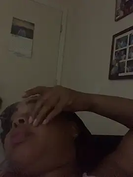 sexxycandyred online show from March 7, 3:58 am