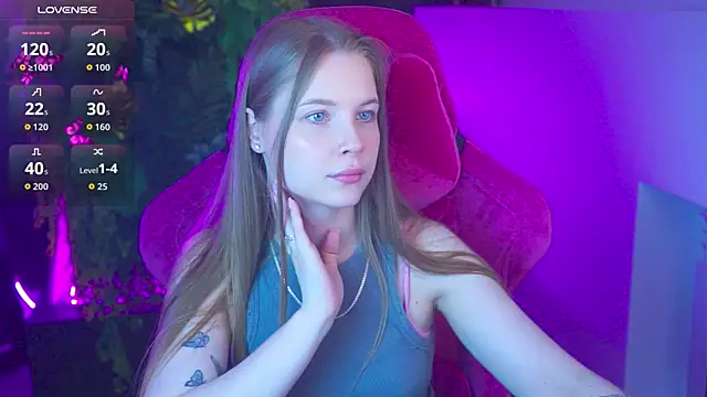 CuteMousee online show from July 9, 5:55 am