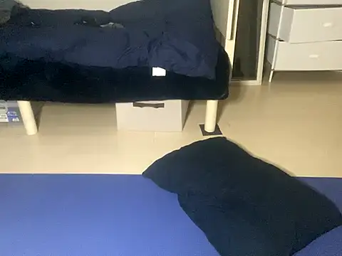 mel  mel online show from October 7, 2:47 pm