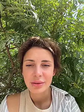 Snapshot of SandraCarter chatting on July 10, 11:02 am SandraCarter online show from July 10, 11:02 am