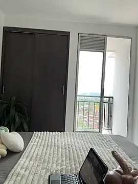 Libia James online show from March 29, 4:40 pm