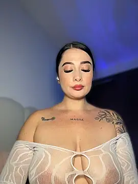 Libia James online show from July 8, 1:43 am
