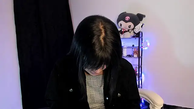 meganthompsonn22 online show from February 25, 7:18 am