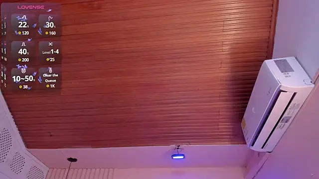 viiolett lee online show from March 8, 2:45 am