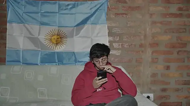 teendotados online show from June 22, 9:23 pm