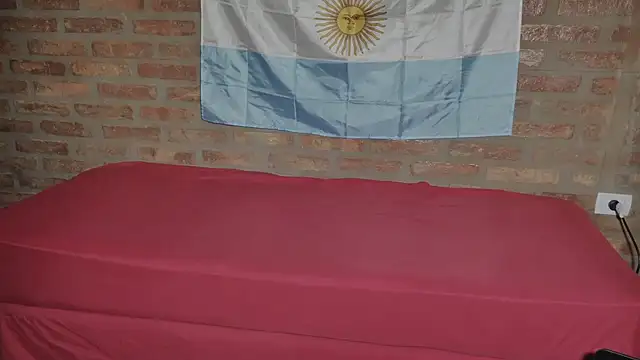 teendotados online show from July 18, 6:12 pm