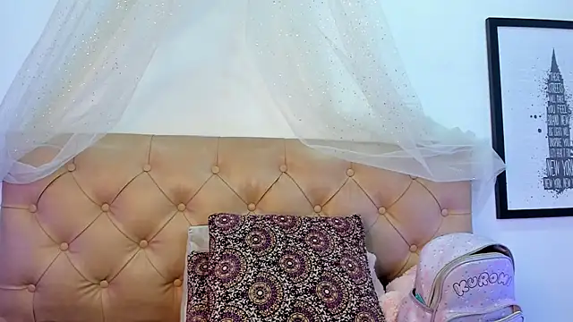 Redpandaa  online show from December 27, 2:12 pm