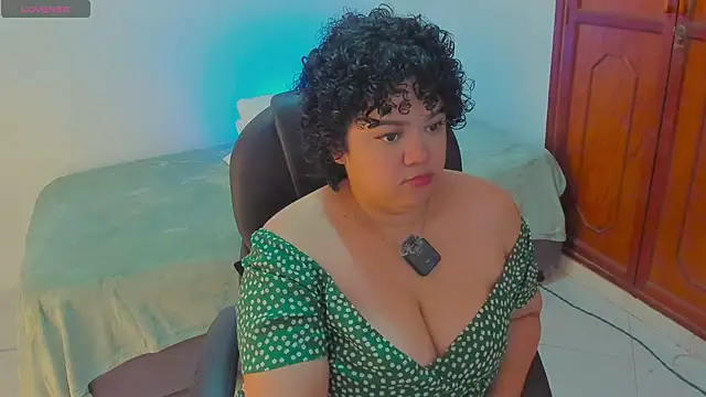 Snapshot of Mrskary chatting on February 1, 4:27 pm Mrskary online show from February 1, 4:27 pm