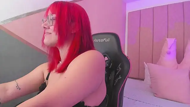 lilith noahh online show from December 20, 4:09 am