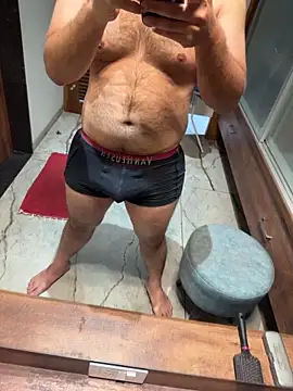 versatile guy01 online show from February 5, 3:11 am