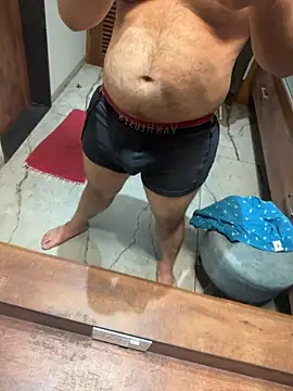 versatile guy01 online show from February 8, 5:05 pm