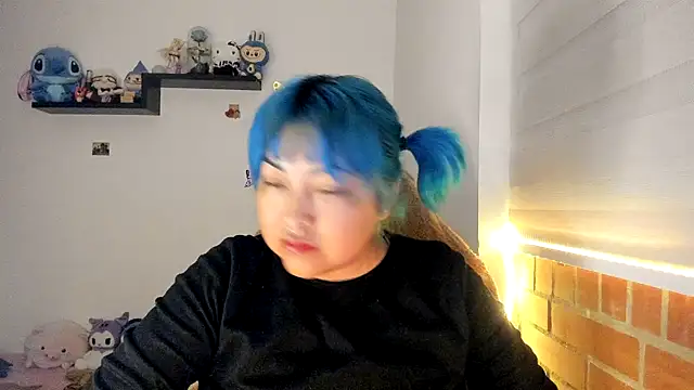 Shaddycute  online show from December 18, 9:59 am