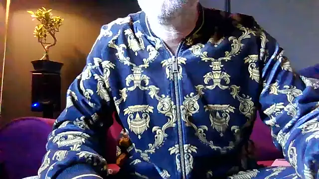 biffboff123 online show from May 8, 4:01 pm