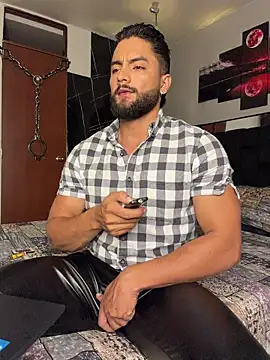 Snapshot of Jaxxon_ chatting on February 1, 3:54 pm Jaxxon online show from February 1, 3:54 pm