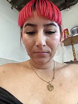 florecita9 online show from April 17, 4:54 pm