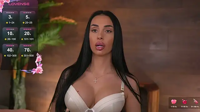 KairaAndrews online show from November 13, 7:46 pm