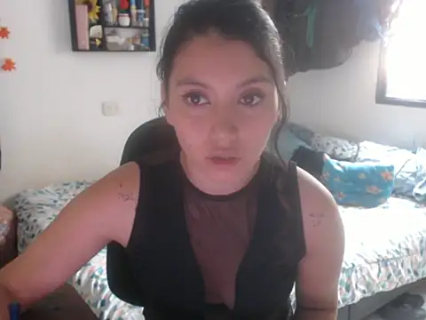 Snapshot of HannaKlein chatting on March 16, 6:34 pm HannaKlein online show from March 16, 6:34 pm