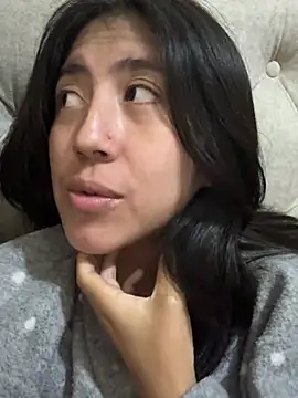 Snapshot of sarah12333 chatting on March 22, 3:10 am sarah12333 online show from March 22, 3:10 am